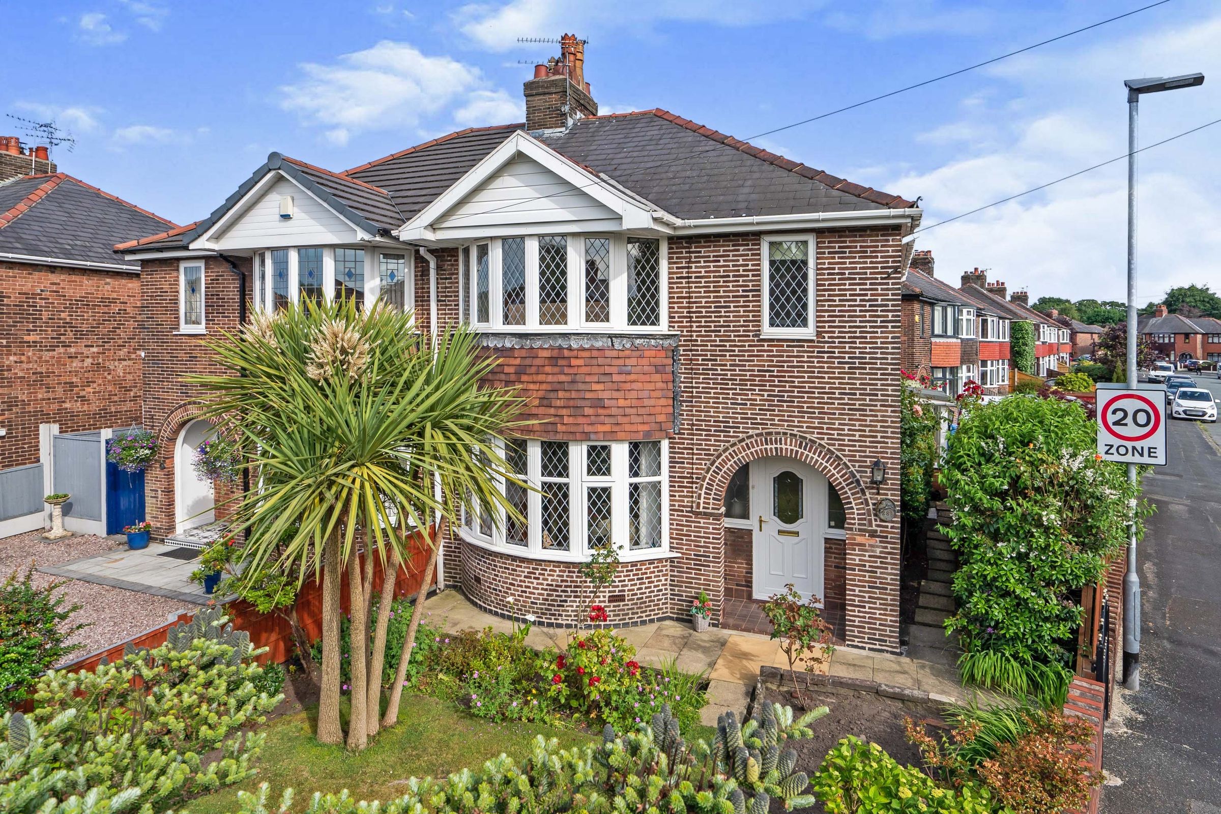 3 bed semidetached house for sale in Padgate Lane, Padgate, Warrington