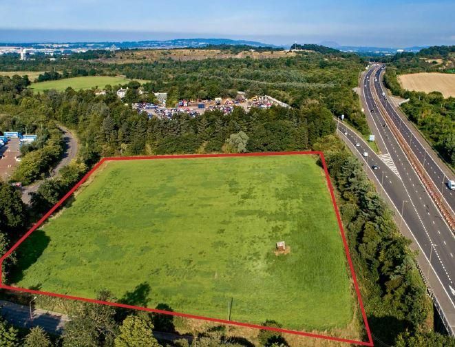 Land to let in Industrial And Distribution Buildings, Claylands Road