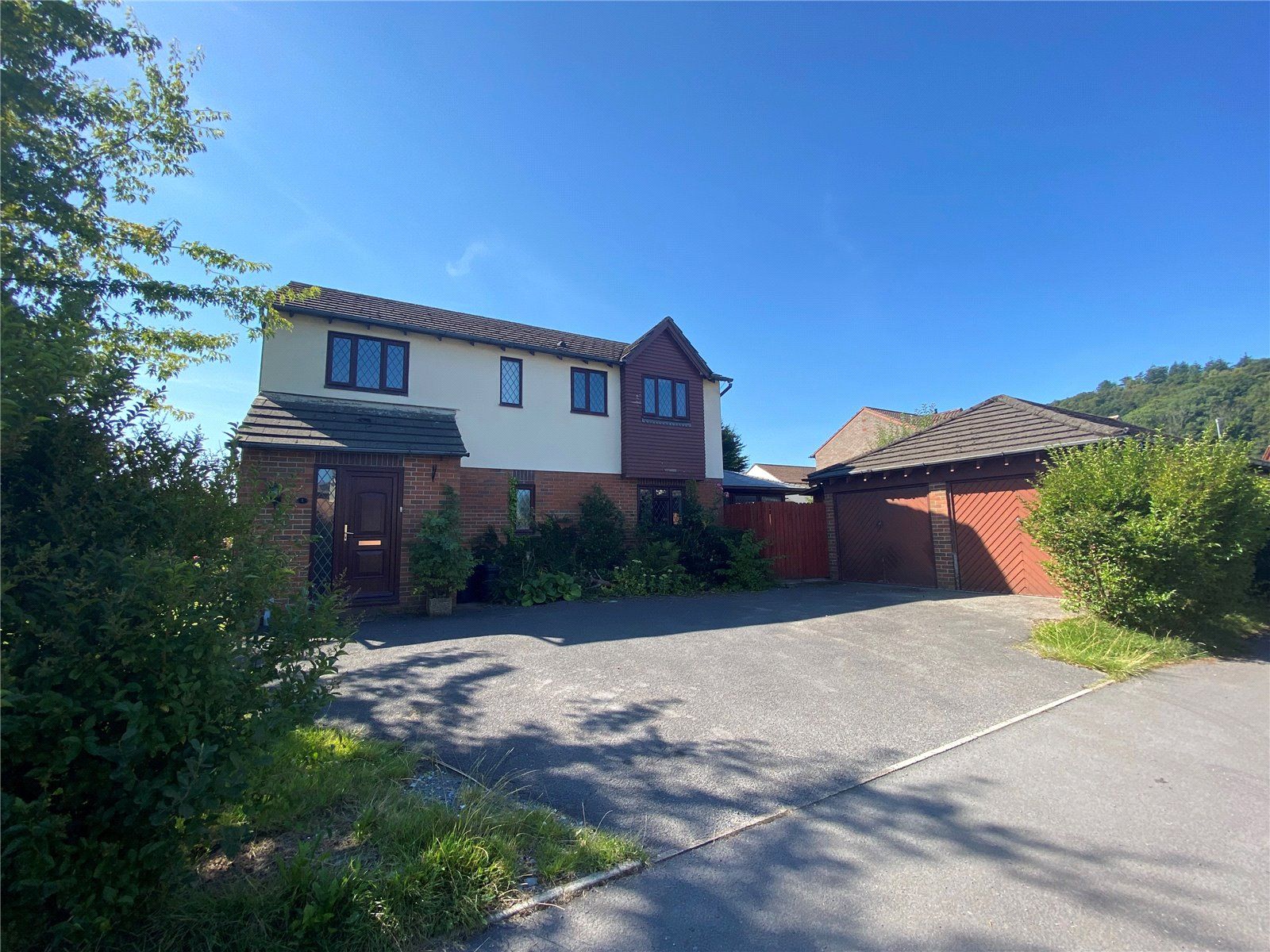 4 bed detached house for sale in Lon Y Plas, Johnstown, Carmarthen SA31