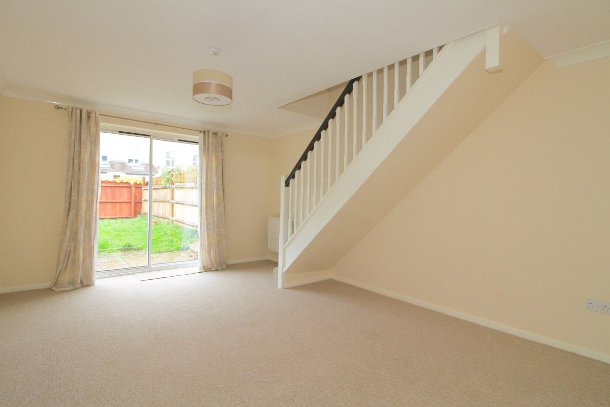 2 bed terraced house to rent in Avocet Way, Bicester OX26 Zoopla