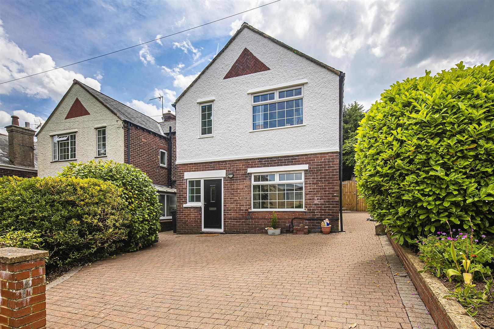 3 bed semidetached house for sale in Park Head Crescent, Sheffield S11