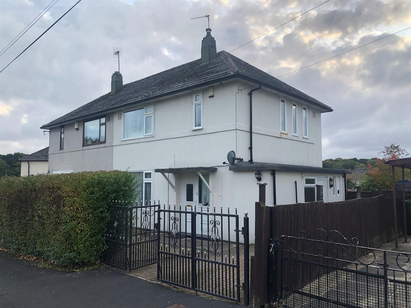 3 Bed Semi detached House For Sale In Blackmoor Road Moortown Leeds 3 Bed Semi detached House For Sale In Blackmoor Road Moortown Leeds