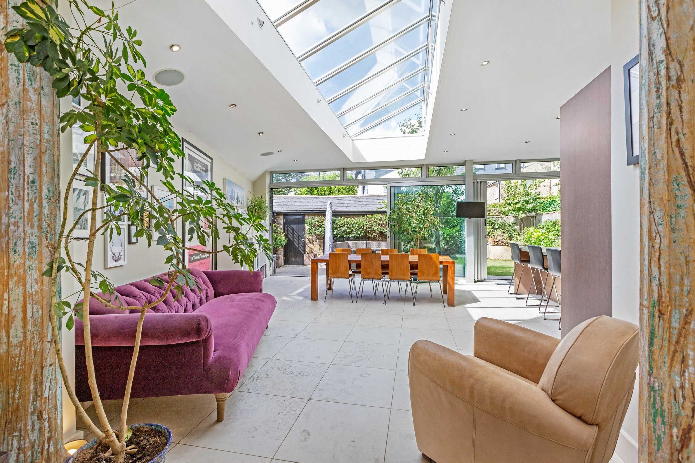 Woolneigh Street, Fulham, London SW6