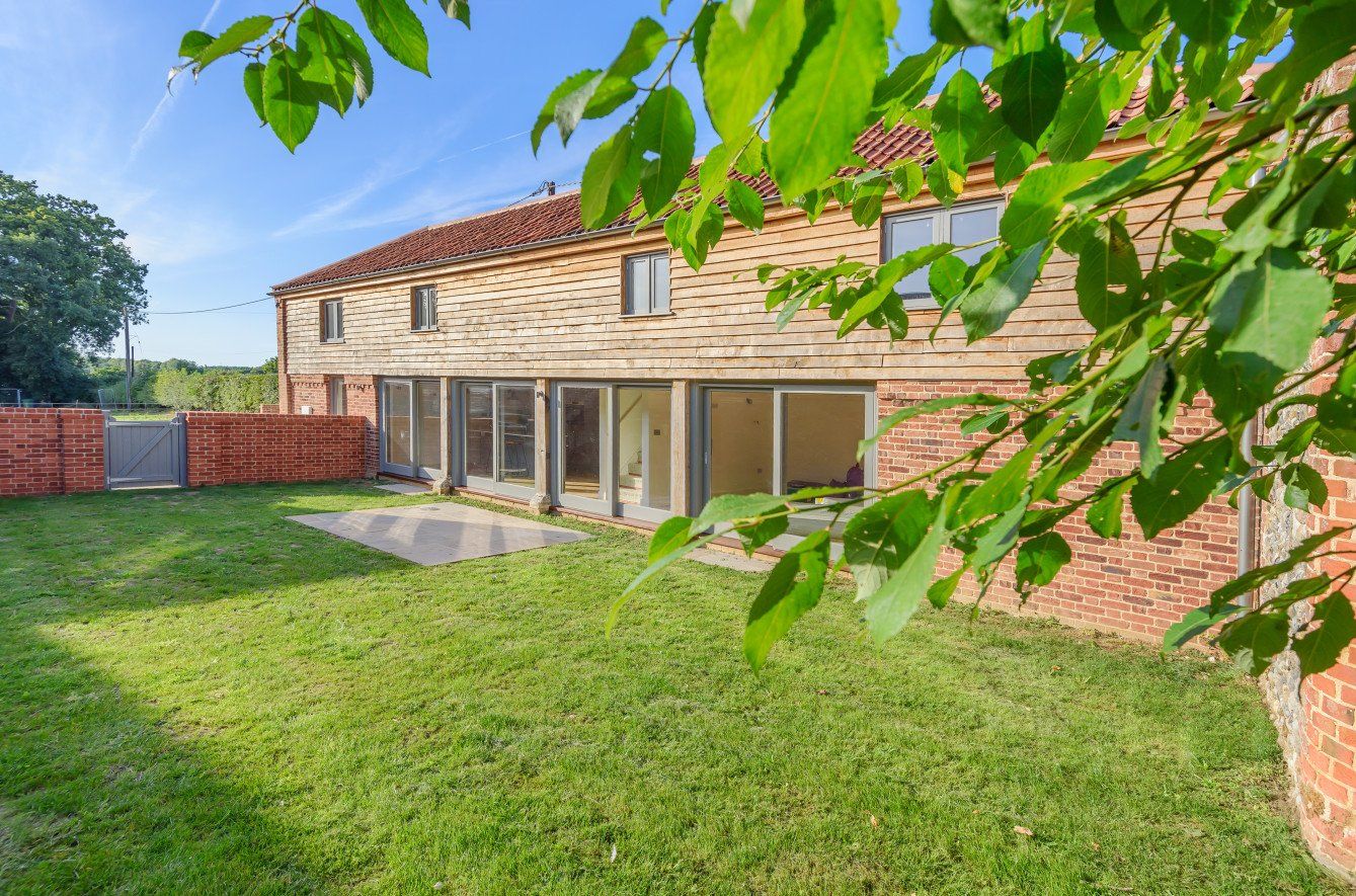 New home, 4 bed barn conversion for sale in Manor Farm Barns