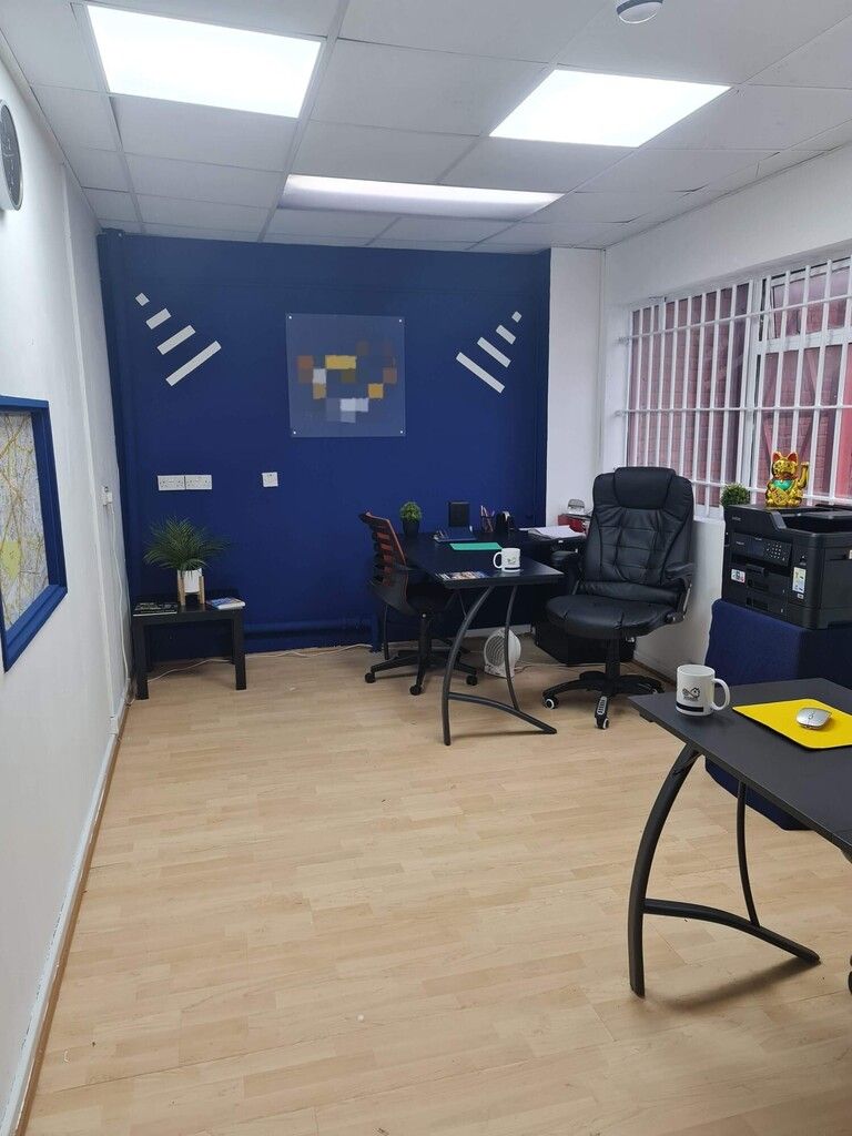 Office to let in 2nd Floor, 118 High Street, Hounslow. TW3 Zoopla