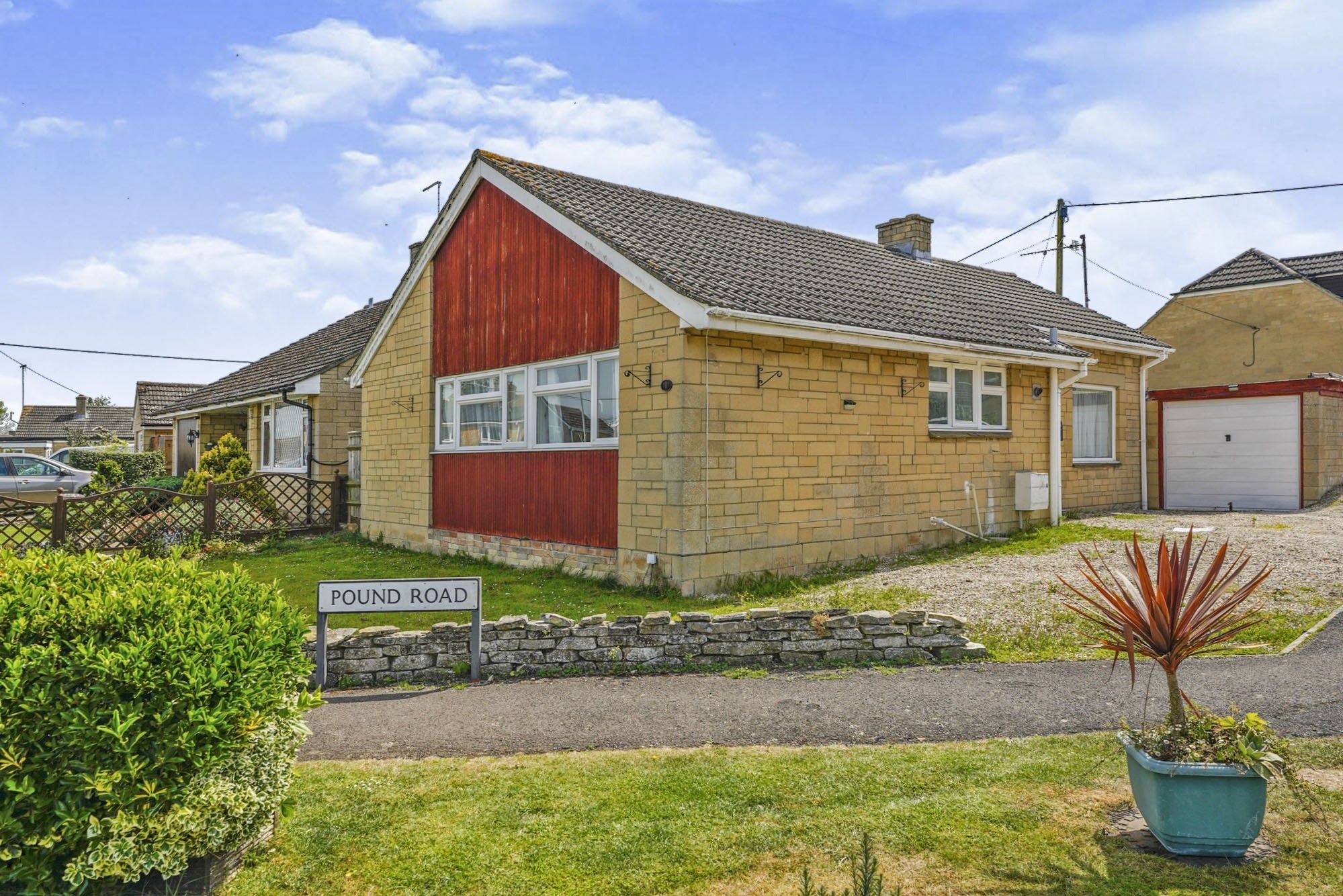 4 bed detached bungalow for sale in Pound Road, Highworth, Swindon SN6