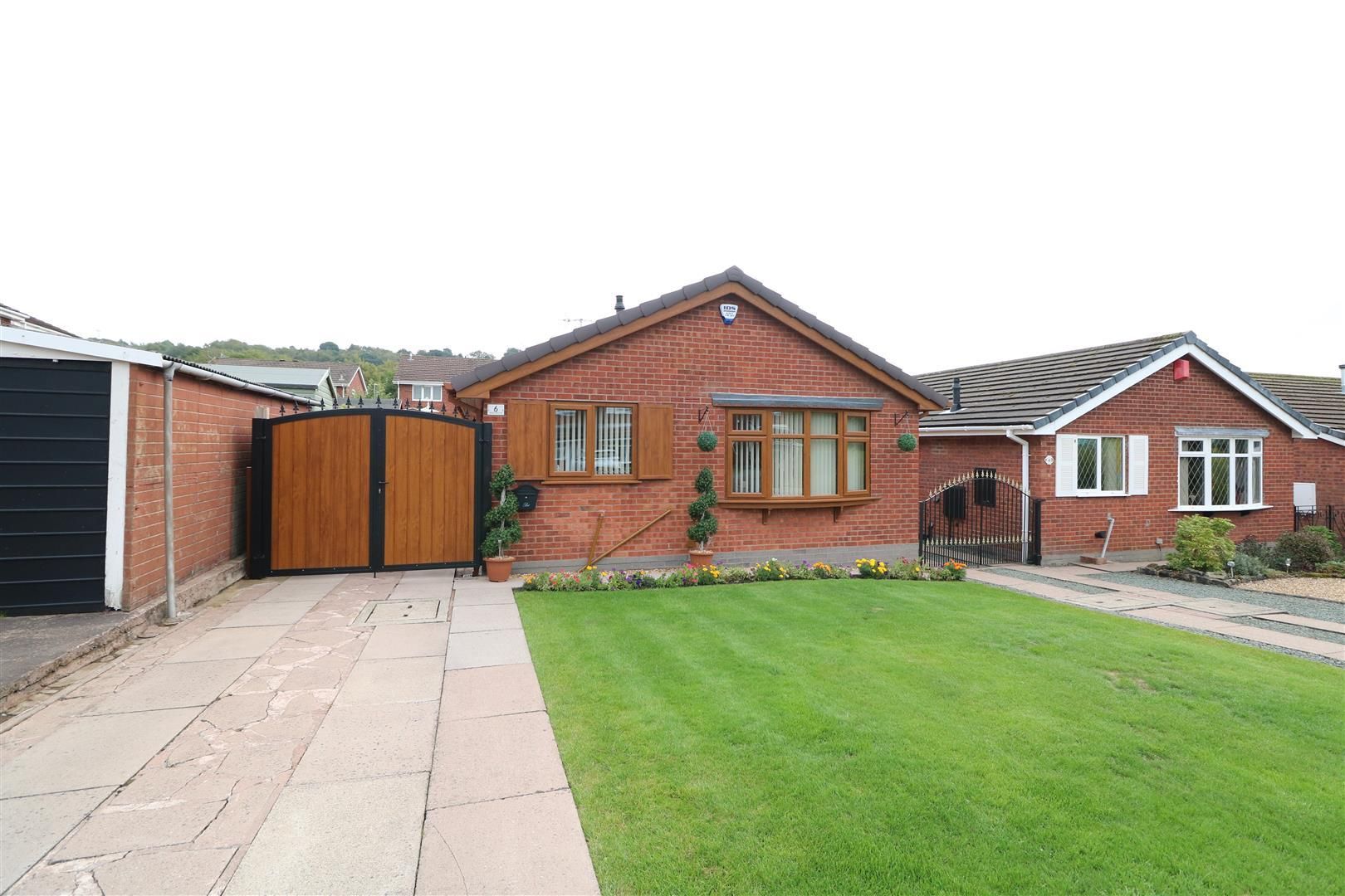 2 bed detached bungalow for sale in Kilsby Grove, Milton, StokeOn