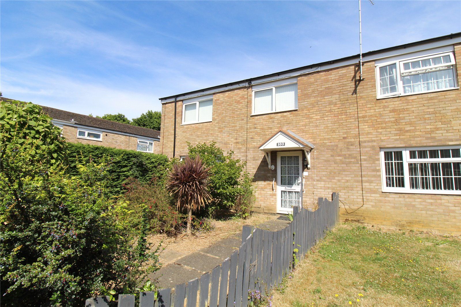3 bed end terrace house for sale in Torquay Crescent, Stevenage