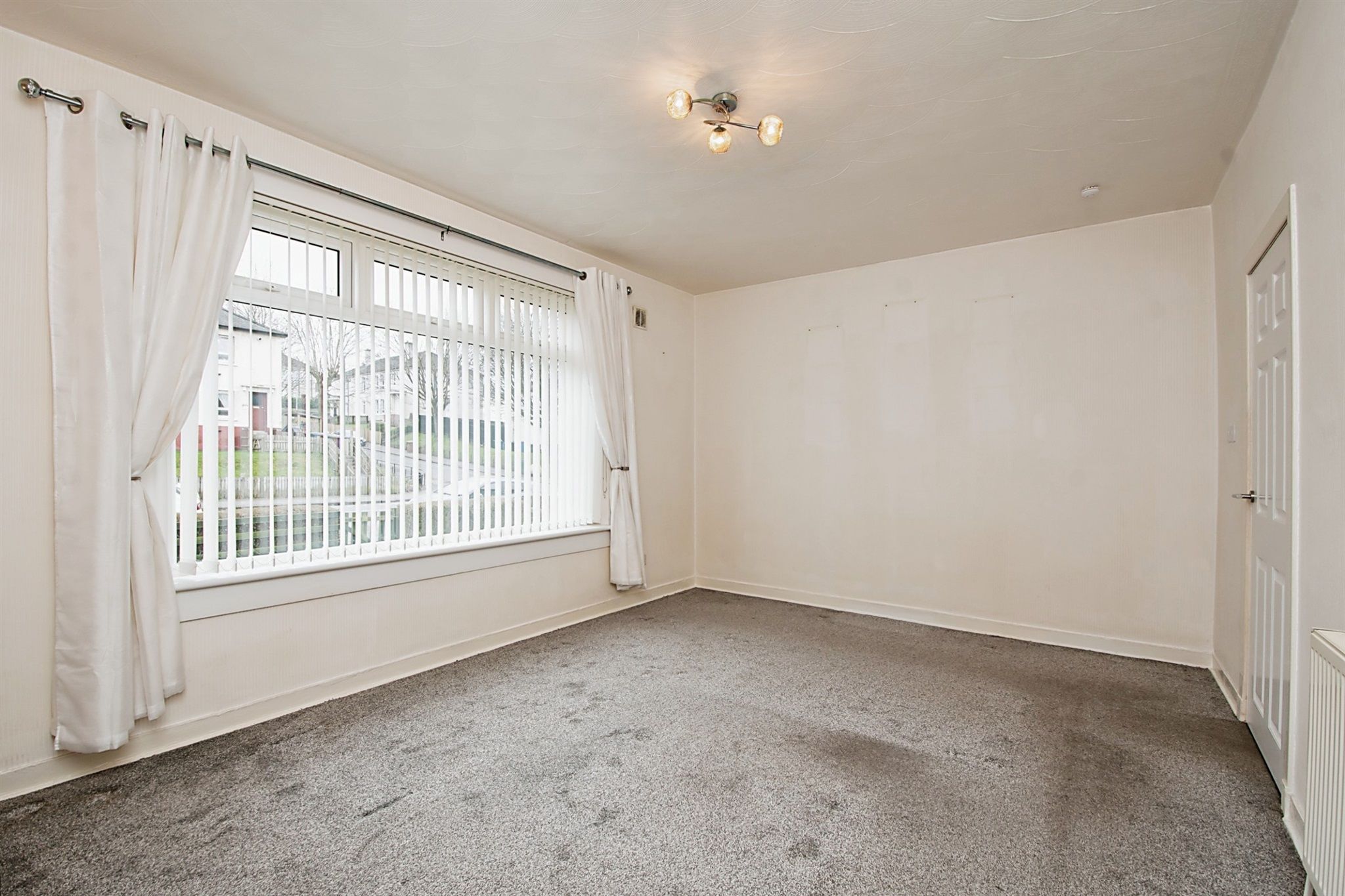 2 bed end terrace house for sale in Boydstone Road, Thornliebank