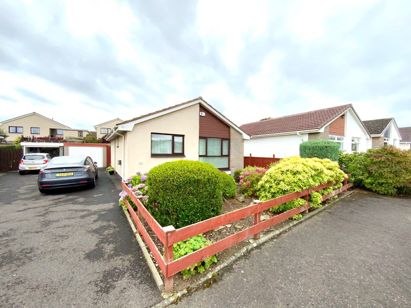 3 bed detached bungalow for sale in Glebe Place, Kinghorn, Burntisland KY3 Zoopla