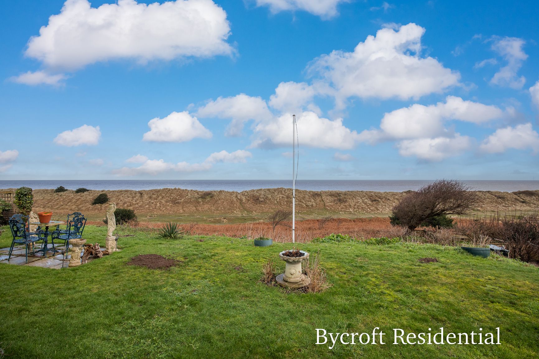 4 bed detached bungalow for sale in Long Beach Estate, Hemsby, Great