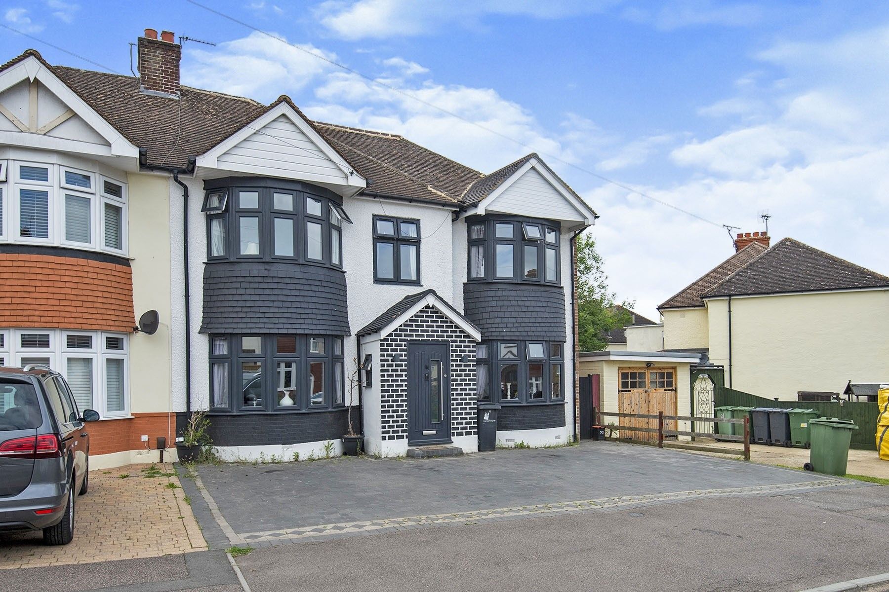 6 bed end terrace house for sale in Holtye Crescent, Maidstone ME15