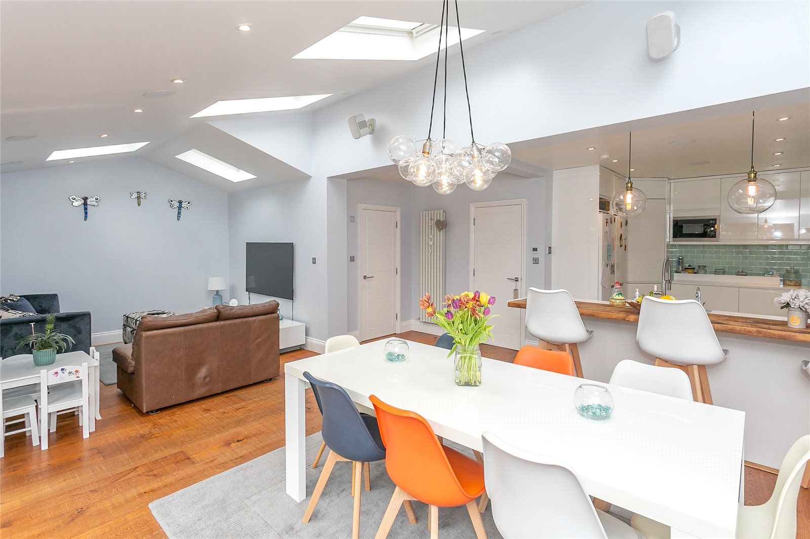 4 bed semidetached house for sale in Baldwins Lane, Croxley Green