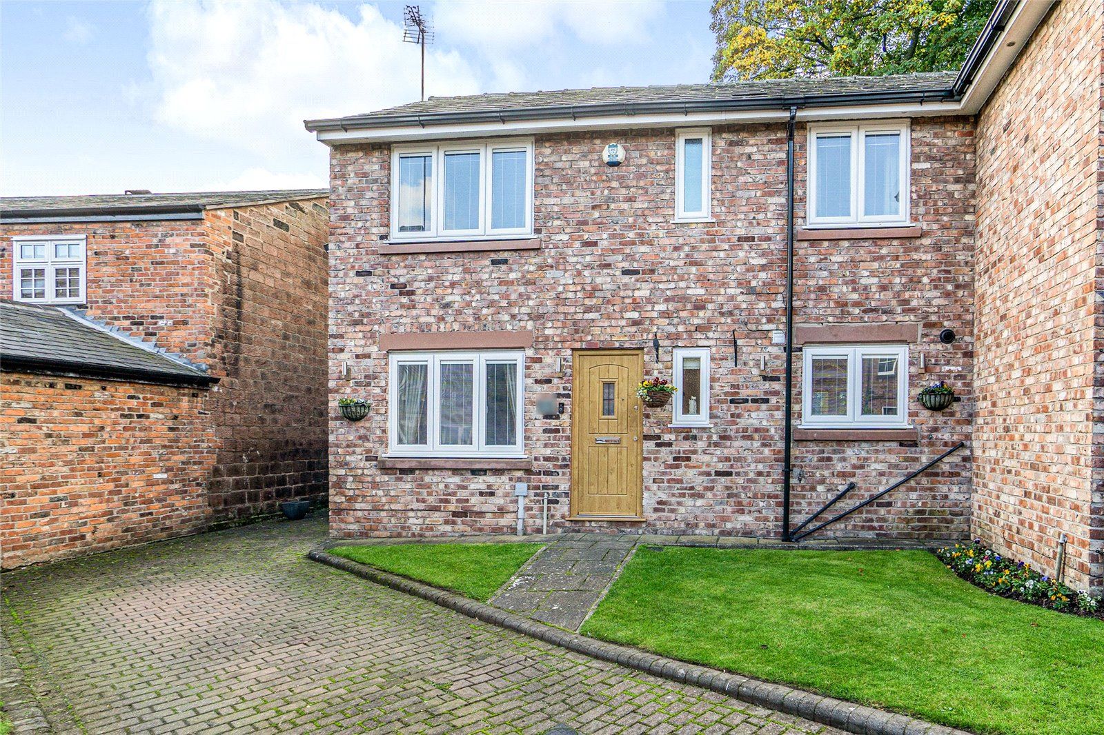 3 bed semidetached house for sale in Church Road, Woolton, Liverpool