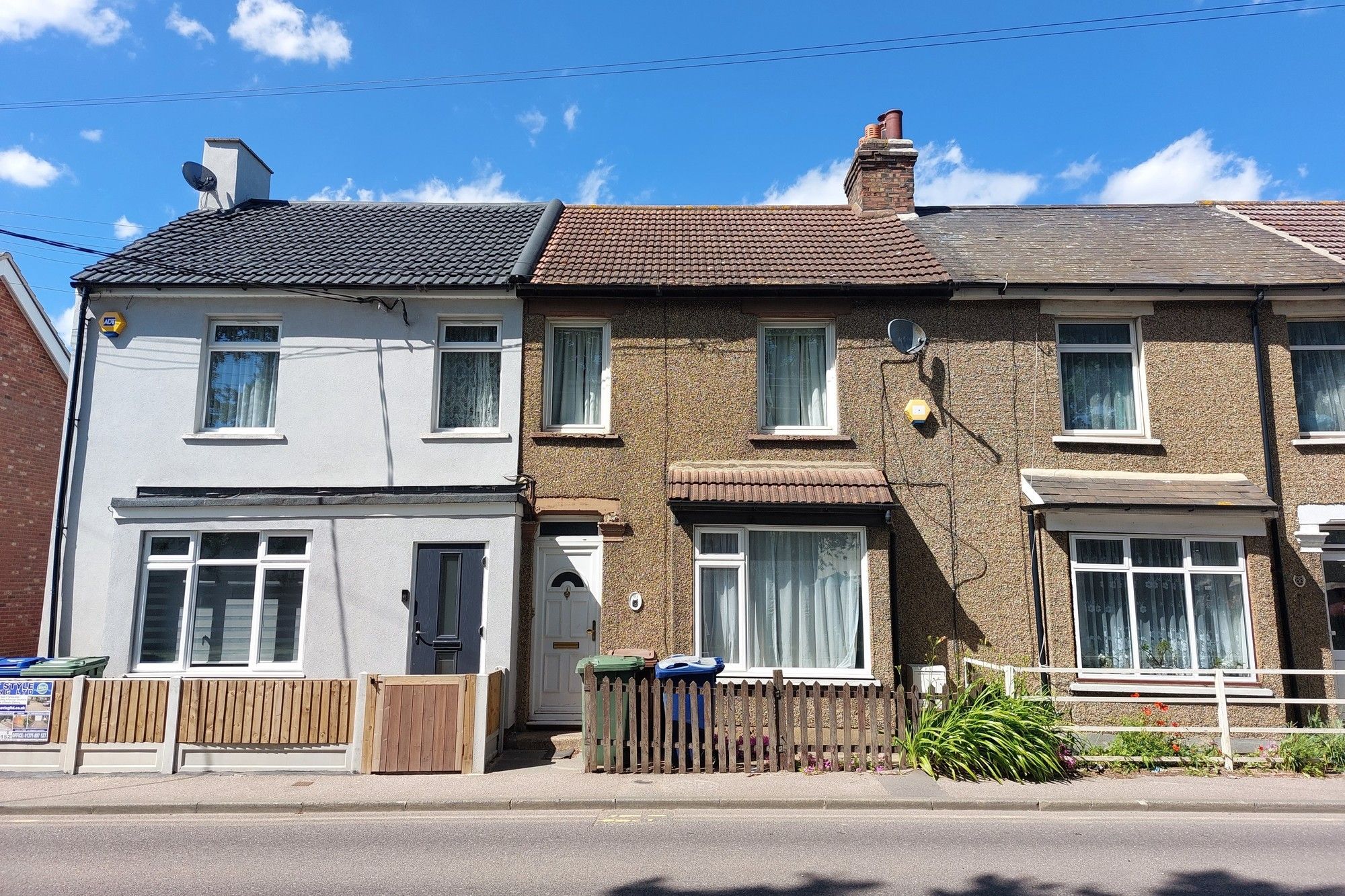 2 bed terraced house for sale in West Road, South Ockendon RM15 Zoopla