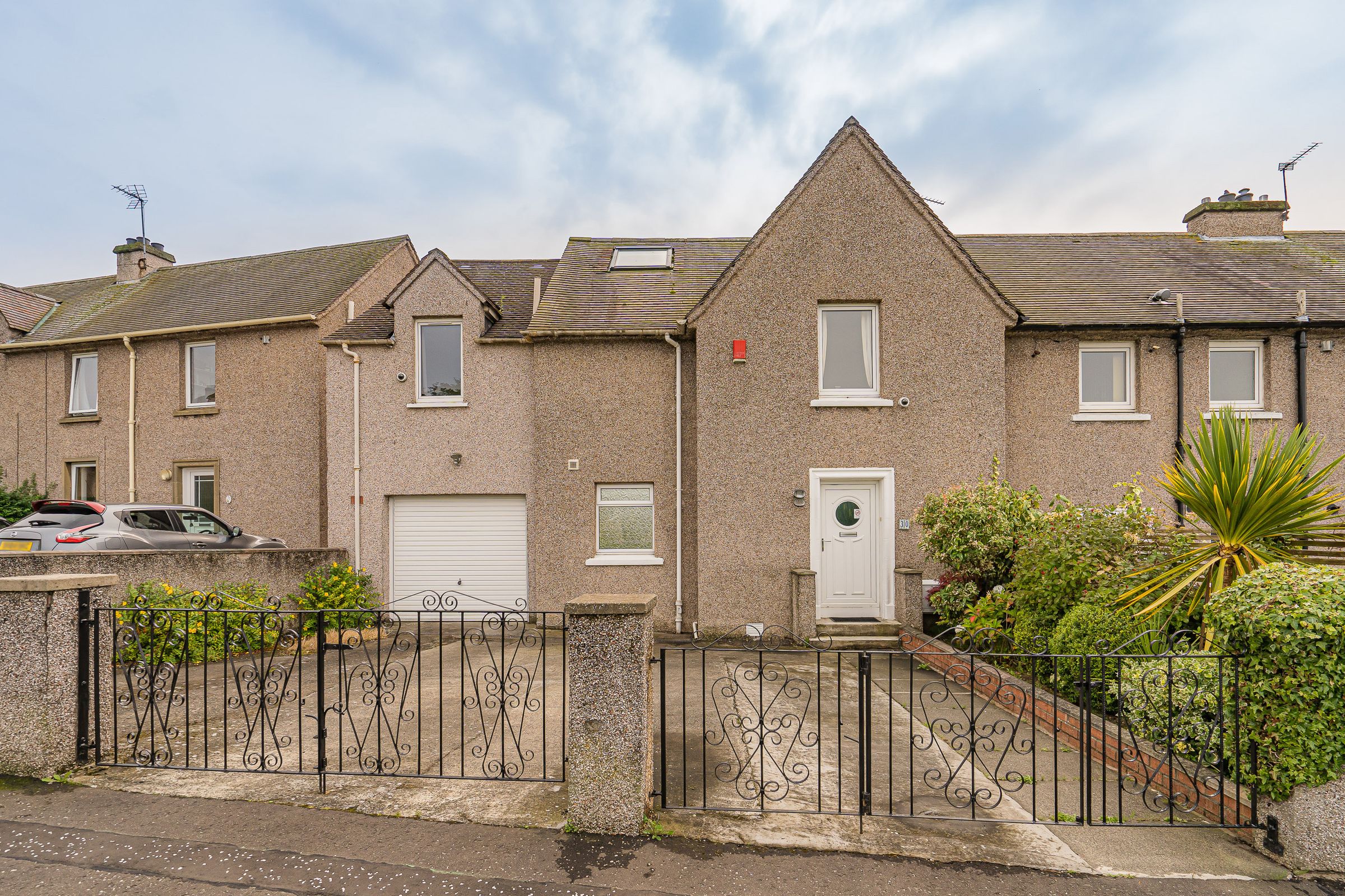 30 Clermiston Crescent Edinburgh EH4