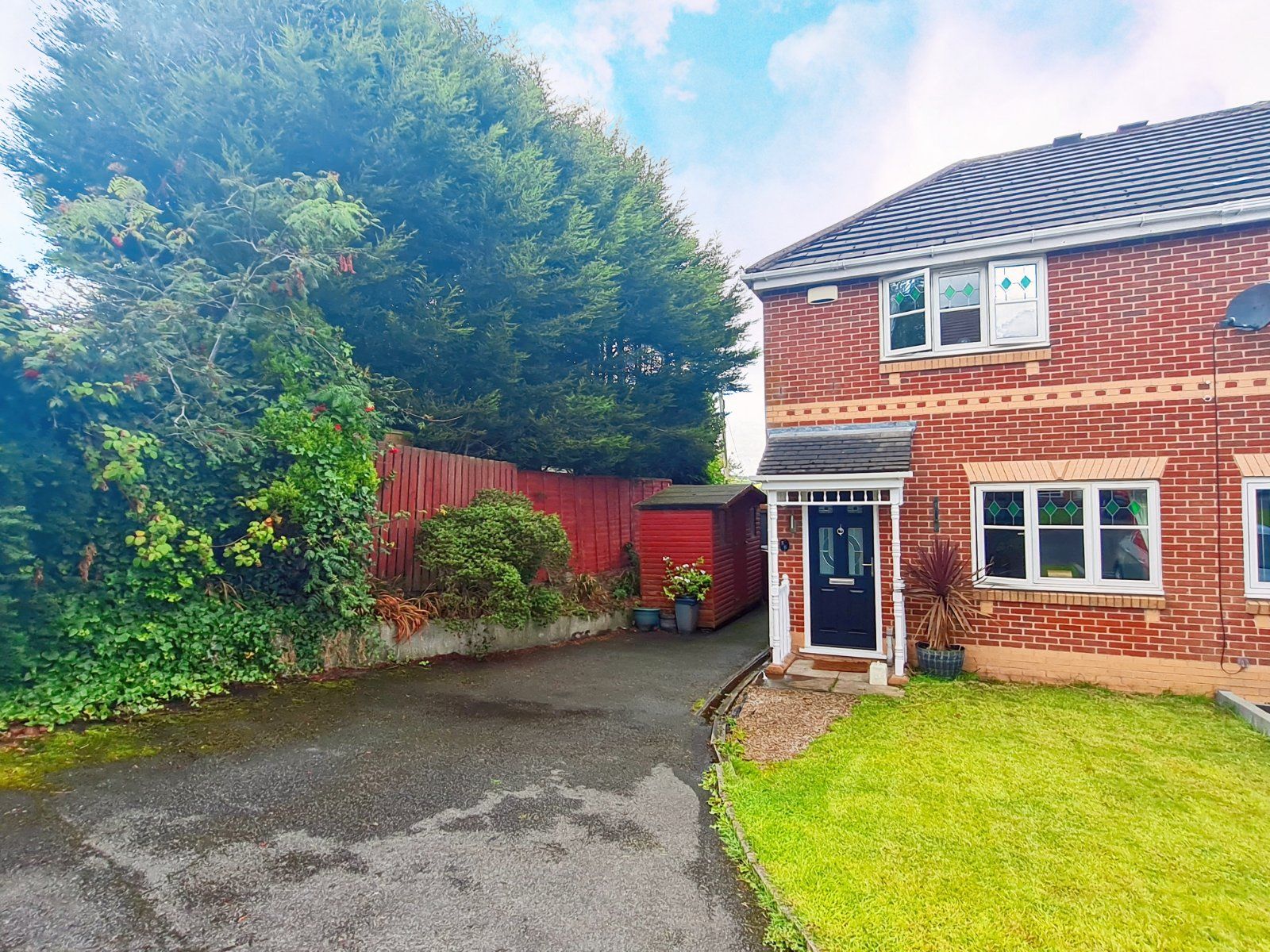 3 bed semidetached house for sale in Aintree Drive, Lower Darwen