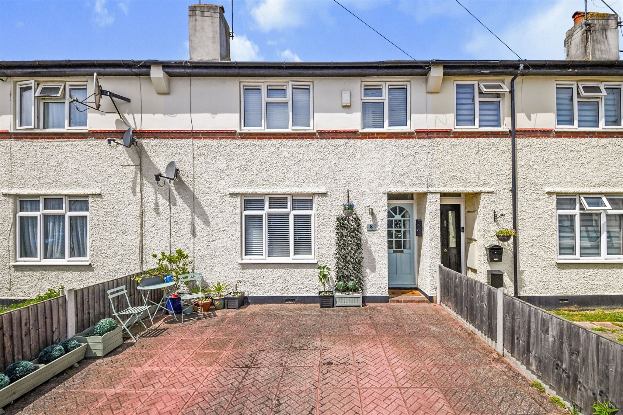 3 bed terraced house for sale in Croft Close, LeighOnSea SS9 Zoopla