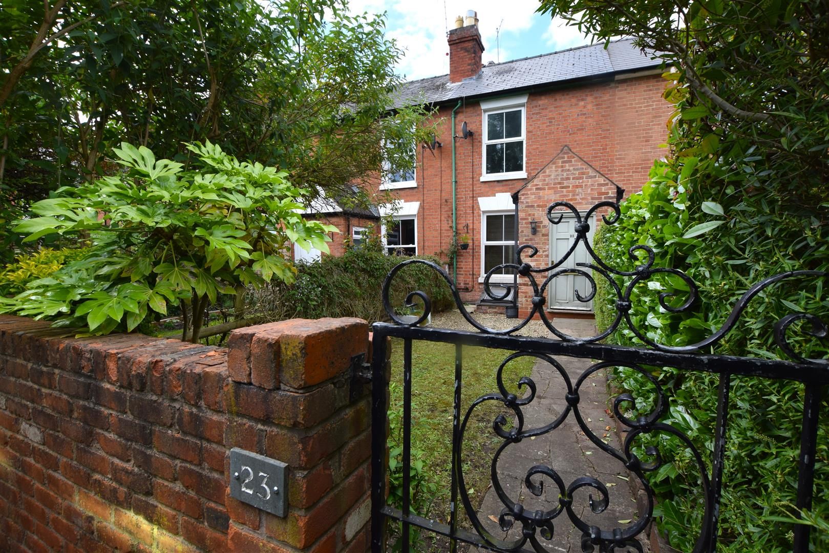 2 bed terraced house for sale in Flag Meadow Walk, Worcester WR1 Zoopla