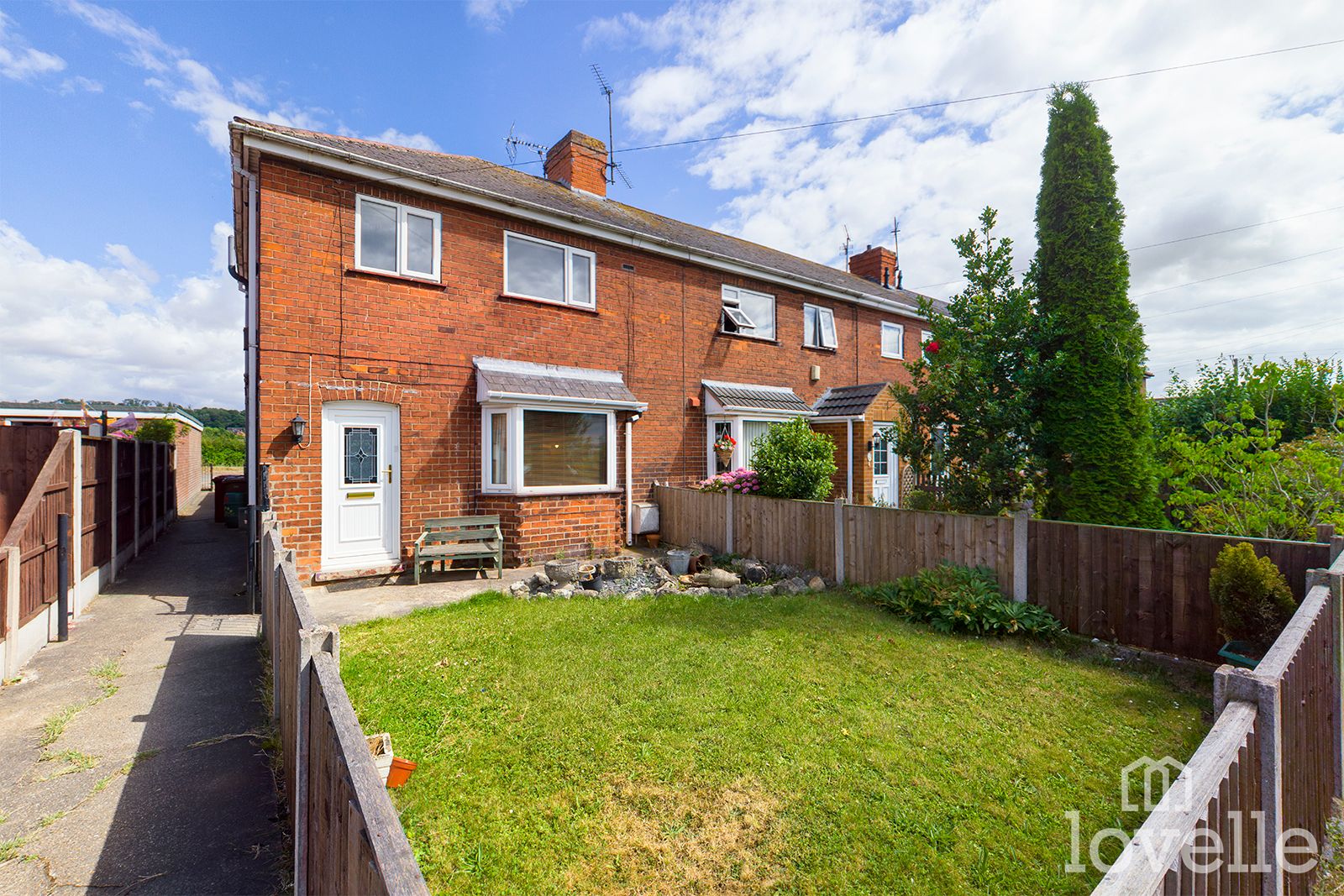 3 bed end terrace house for sale in Andrews Road, South Ferriby DN18