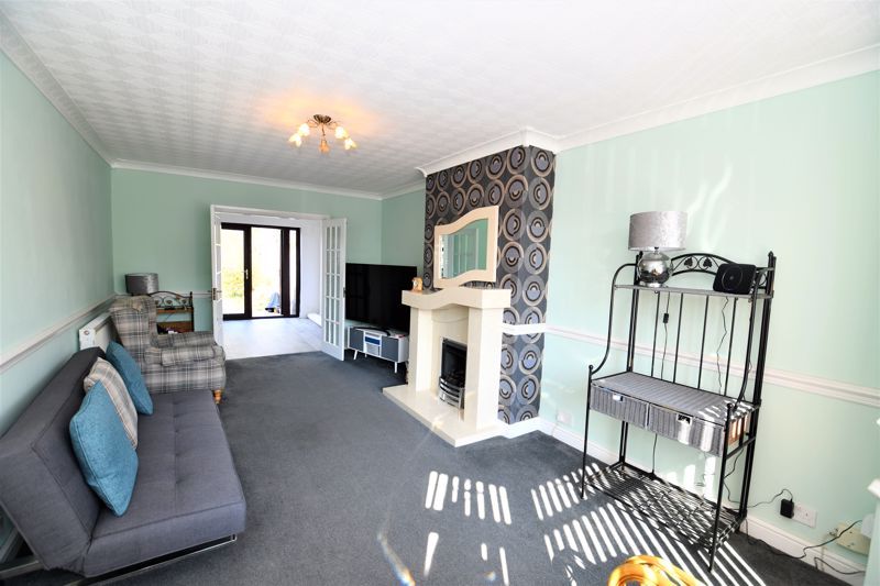 4 bed semidetached house for sale in Light Oaks Road, Salford M6 Zoopla