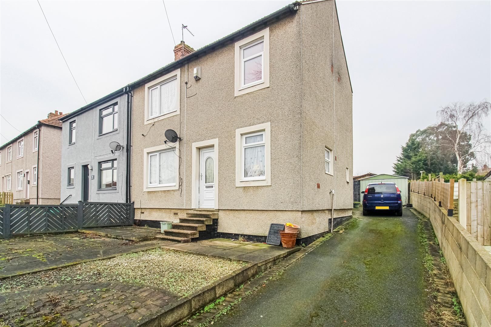 3 bed semidetached house for sale in Manor Haigh Road, Lupset