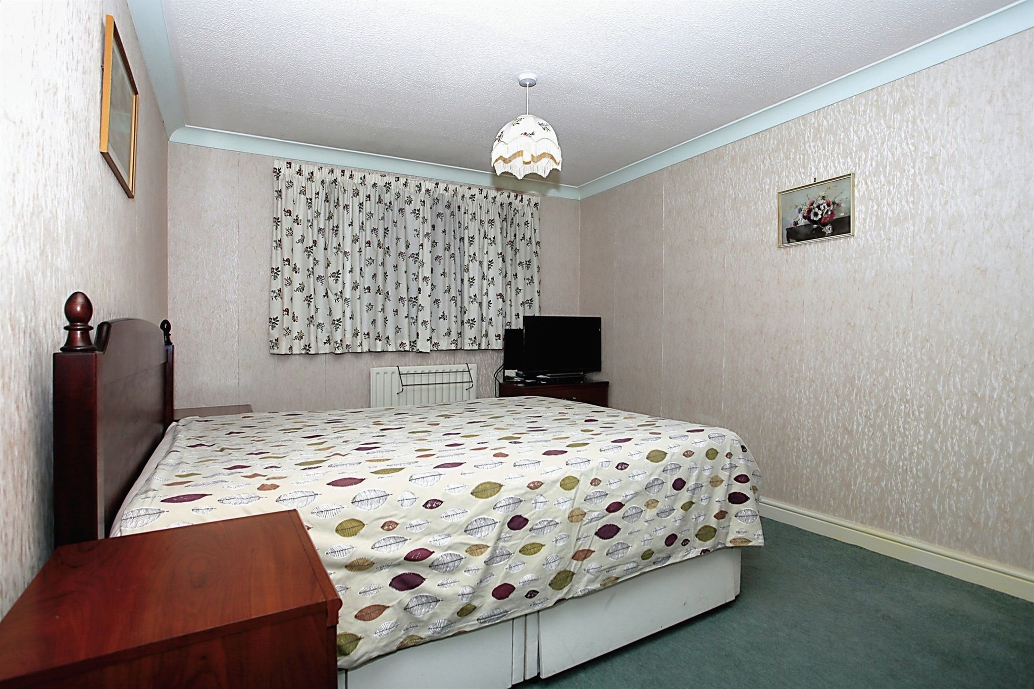 3 bed bungalow for sale in Finchfield, Peterborough PE1 - Zoopla