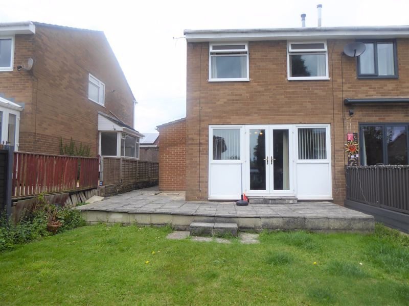 3 bed semidetached house for sale in Foxcroft Drive, Brighouse HD6 Zoopla