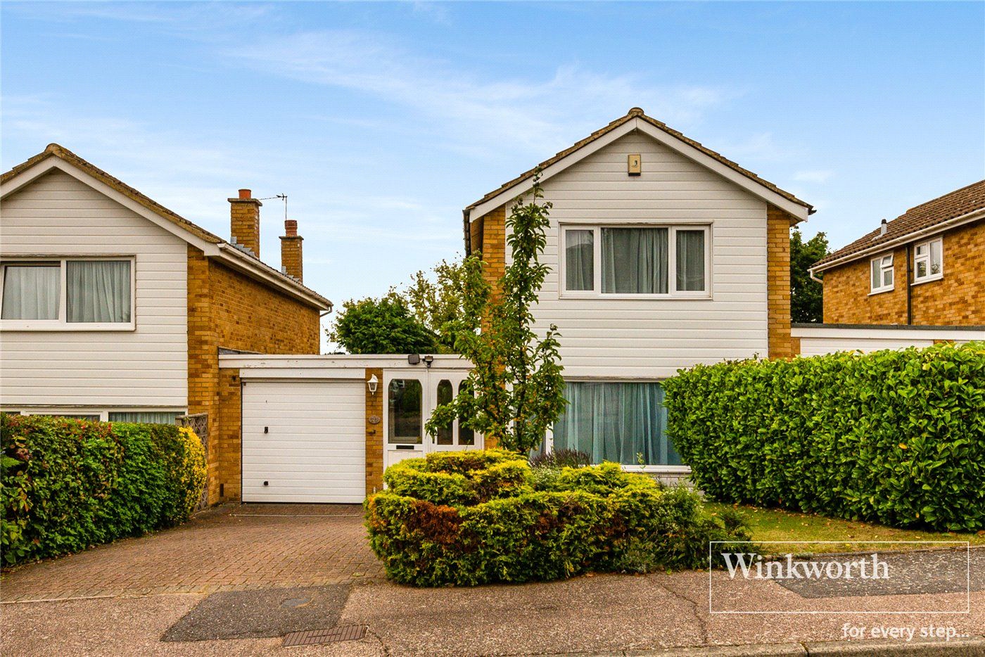 3 bed linkdetached house for sale in White Oak Drive, Beckenham BR3