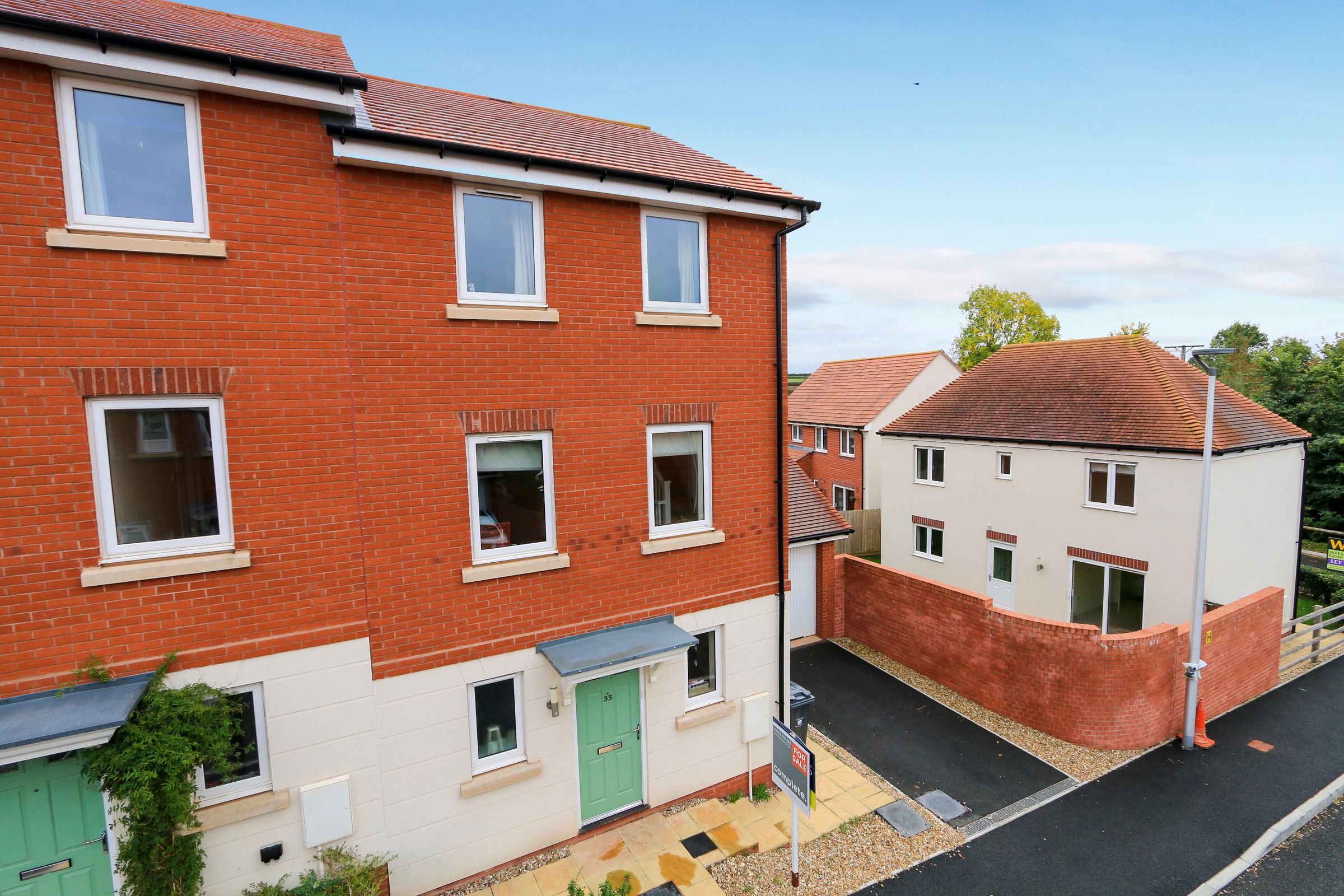 3 bed town house for sale in Henrys Run, Cranbrook, Exeter EX5 Zoopla