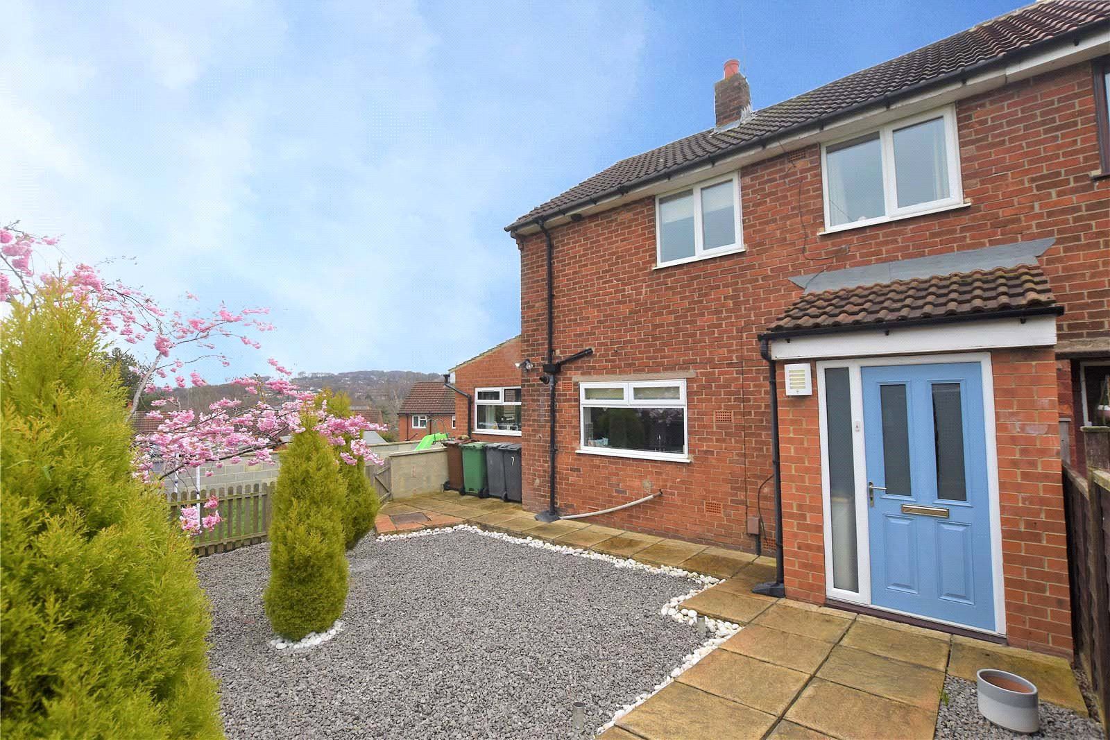 3 bed semidetached house for sale in King Avenue, Horsforth