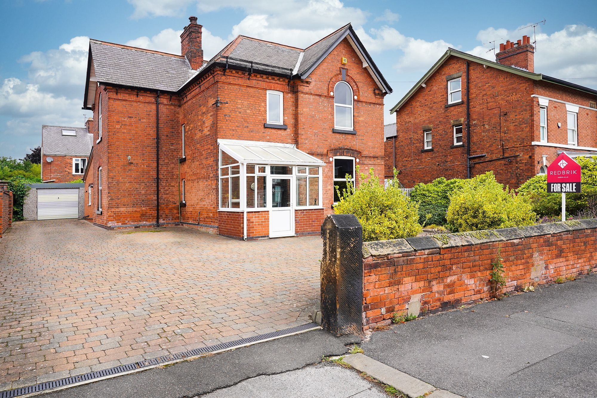 4 bed detached house for sale in Old Road, Chesterfield S40 Zoopla