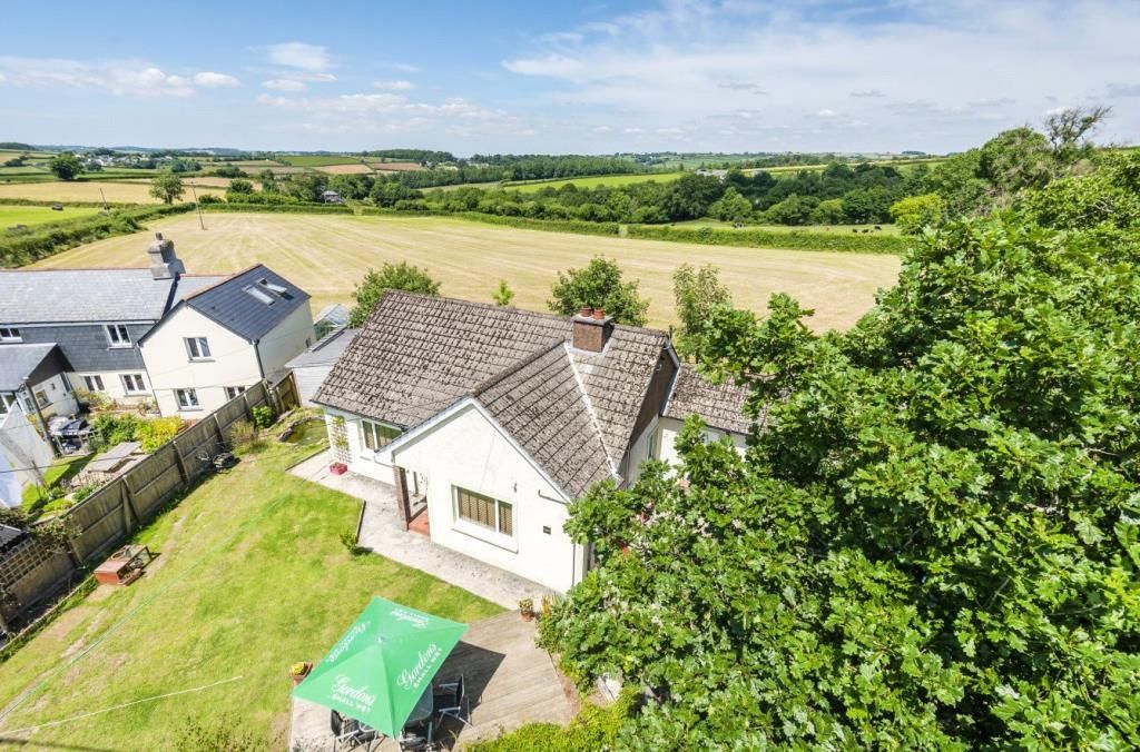2 bed detached bungalow for sale in Goosewell, Callington, Cornwall