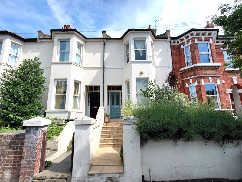 2 bed flat for sale in Eglinton Road, London SE18 Zoopla
