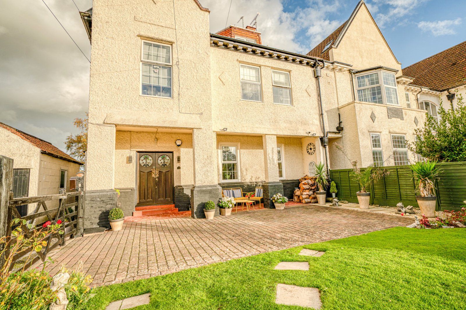 2 bed flat for sale in Berrow Road, BurnhamOnSea, Somerset TA8 Zoopla