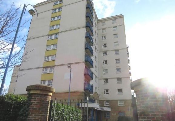 Flat 34 Oak House, Bishport Avenue, Bristol BS13  