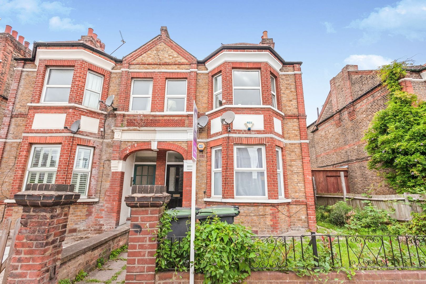 Stondon Park, Honor Oak Park SE23