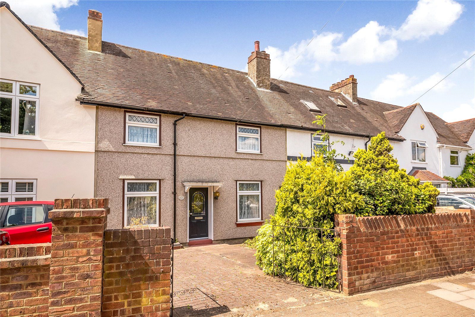 3 bed semidetached house for sale in Magpie Hall Lane, Bromley, Kent