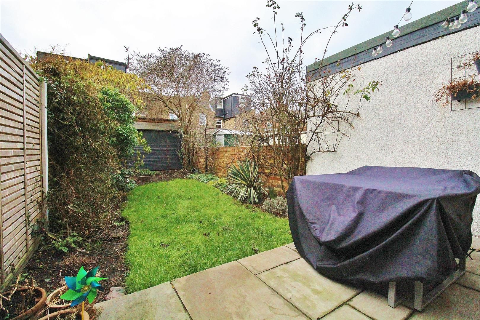 3 bed property for sale in Linkfield Road, Isleworth TW7 Zoopla