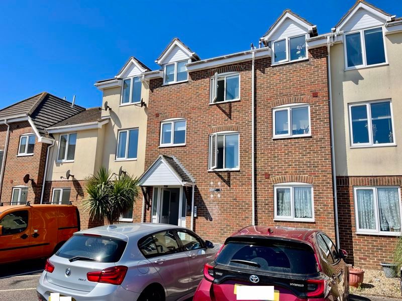 2 bed flat to rent in Southwood Road, Hayling Island PO11 Zoopla