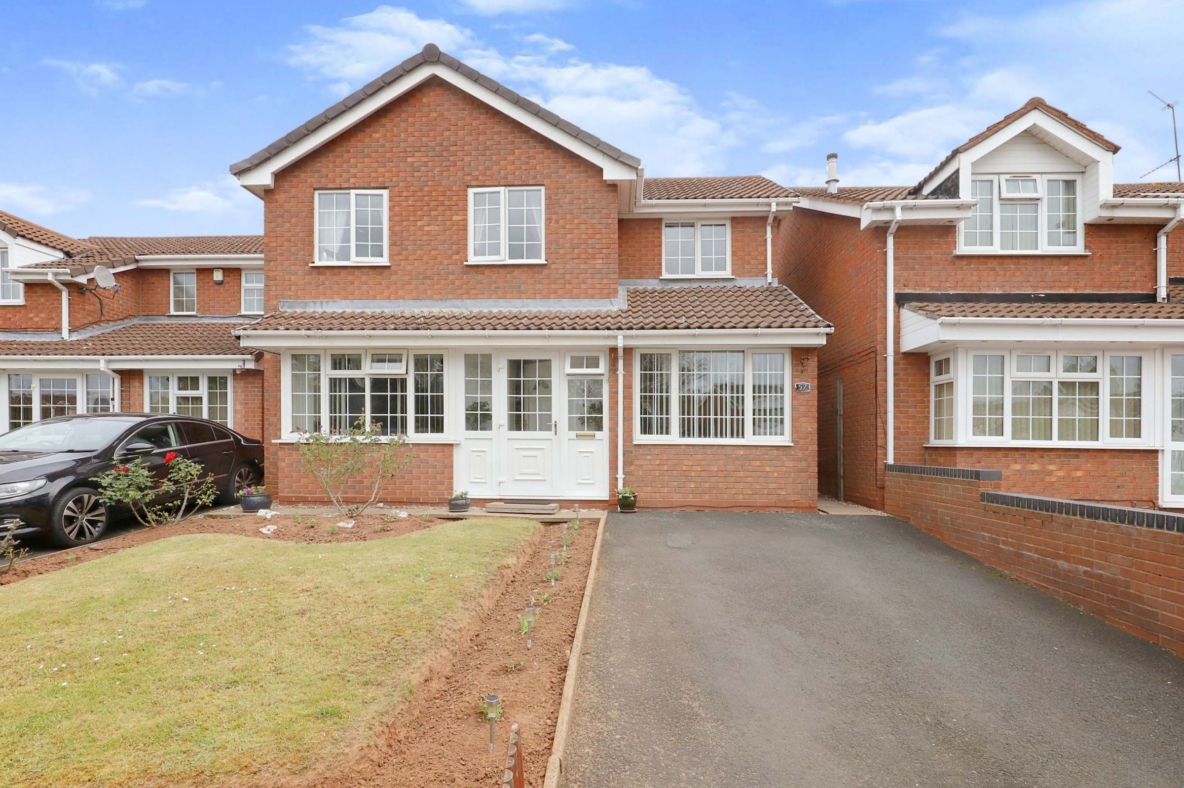 4 bed detached house for sale in Overfield Drive, Bilston WV14 Zoopla