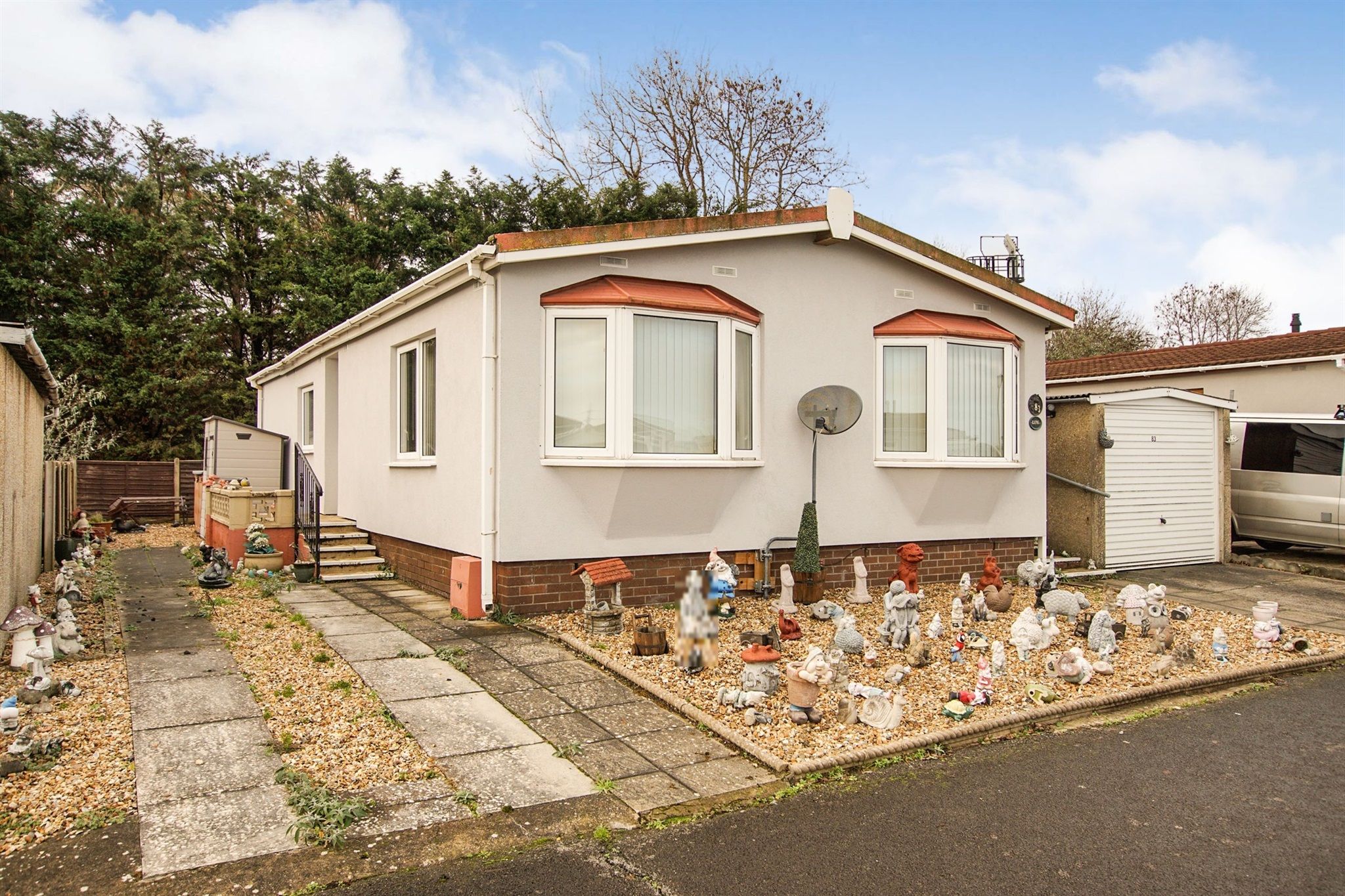 3 bed mobile/park home for sale in Avonsmere Residential Park, Stoke