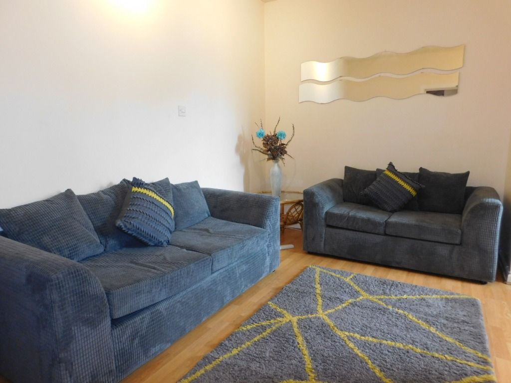 3 bed flat to rent in St Andrews Street, City Centre, Aberdeen AB25