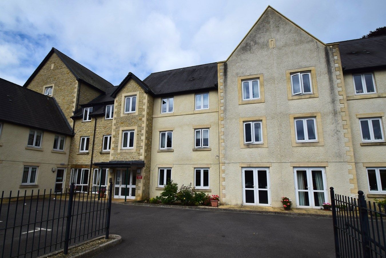 2 bed property for sale in Old Market, Nailsworth, Stroud GL6 Zoopla