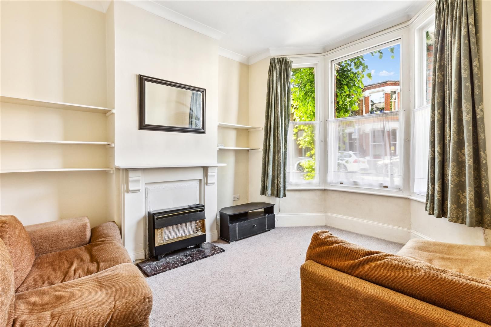 3 bed terraced house for sale in Cranbrook Road, London W4 Zoopla