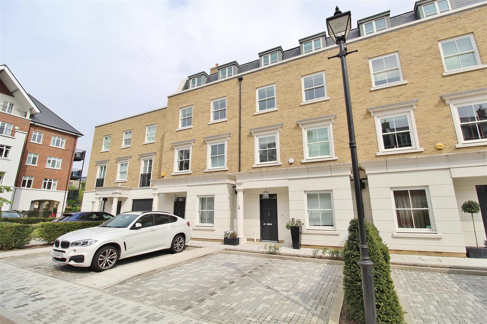 5 bed property for sale in Egerton Drive, Isleworth TW7 Zoopla