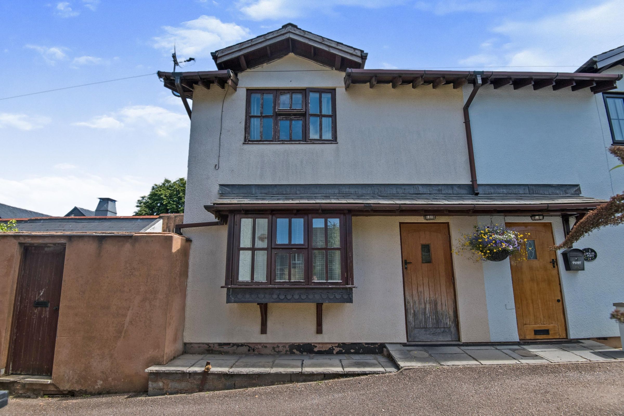 2 bed semidetached house for sale in Hollie Point, High Street