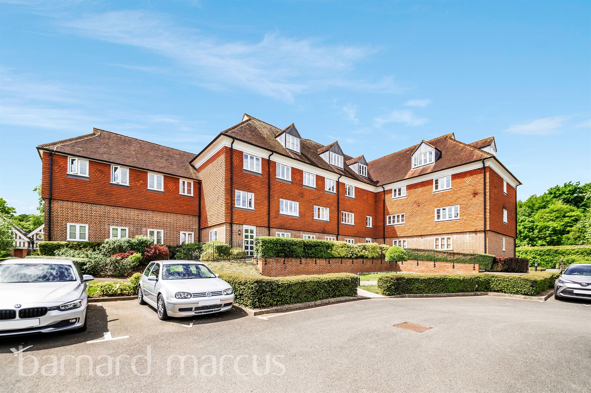 2 bed flat for sale in Elizabeth Drive, Banstead SM7 Zoopla