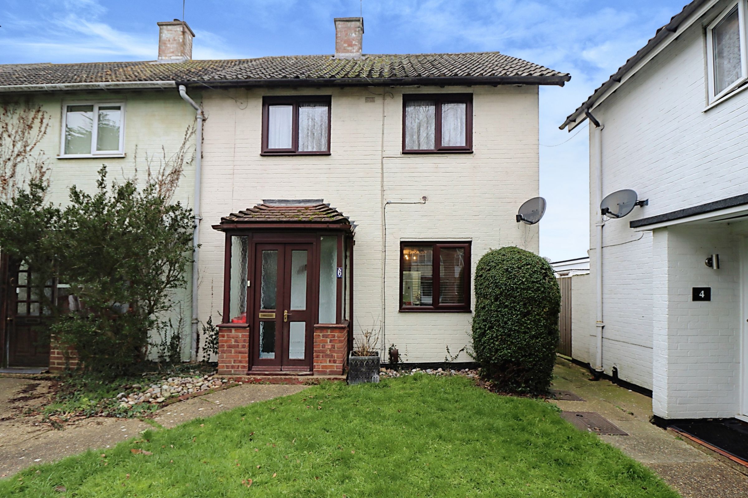 Terraced house for sale in Collingwood Walk, Basildon SS16 Zoopla