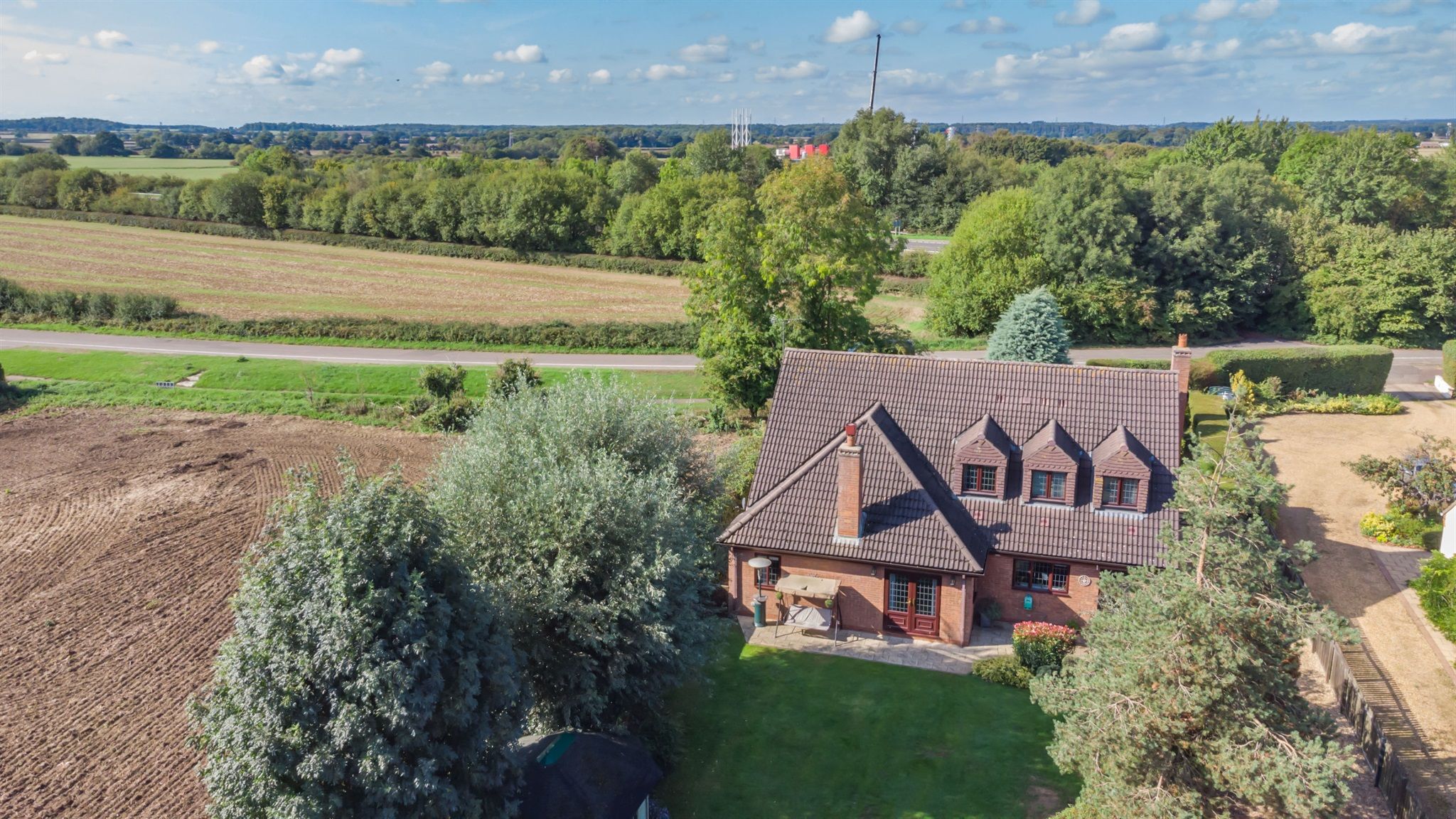 6 bed detached house for sale in Lincoln Road, Glinton, Peterborough